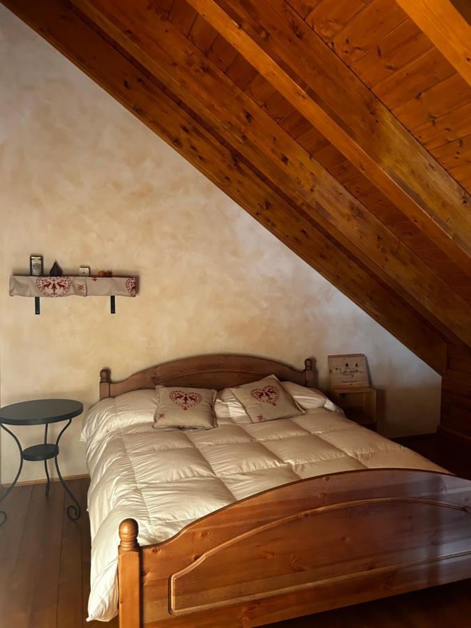 Chalet Montana - Borgo Le Stalle Lunghe プラート・ネヴォソ エクステリア 写真